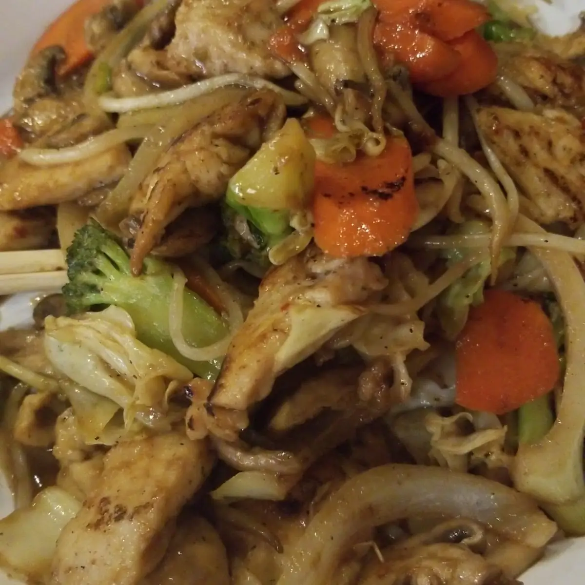 Chicken Breast and Shrimp Noodles