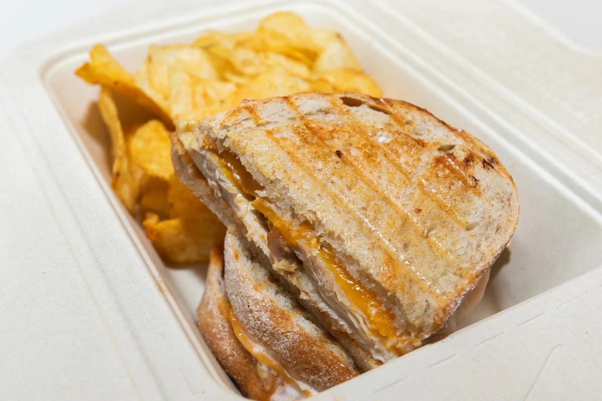 Cafe Chicken Melt