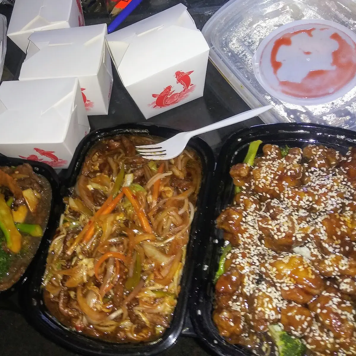 Beef Chow Mein Beef w Broccoli Sesame Chicken