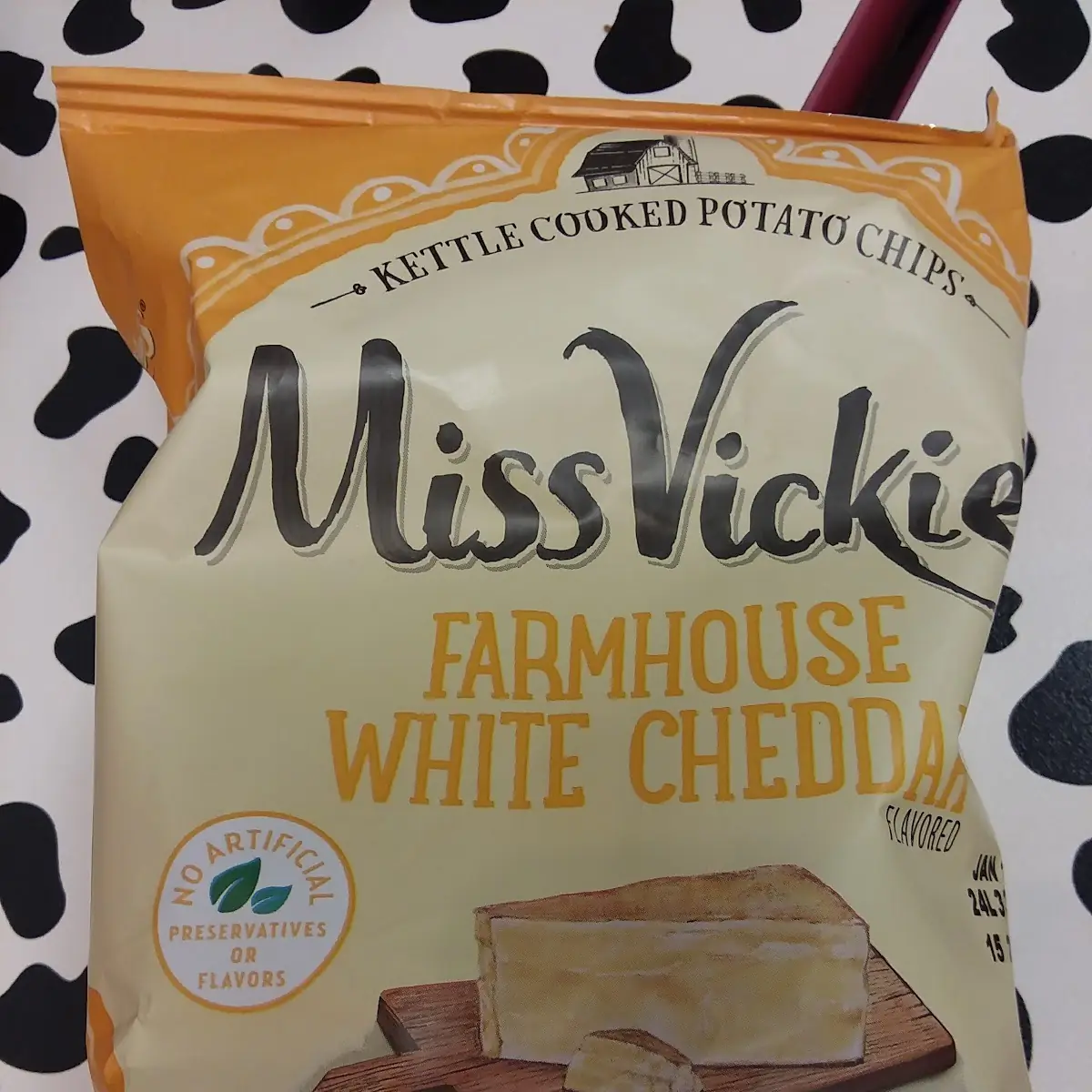 Farmhouse White Cheddar Chips