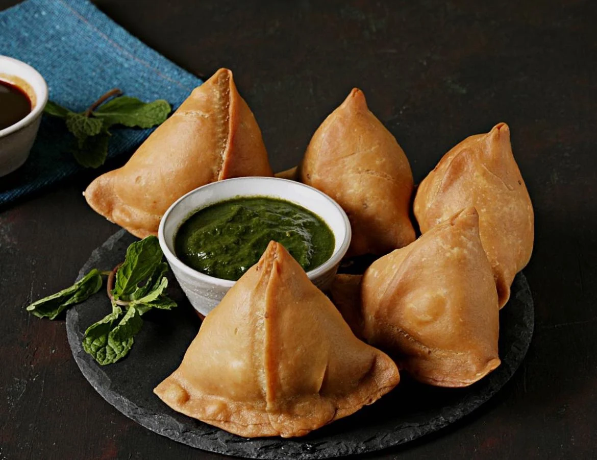 Vegetable Samosa 2 pcs
