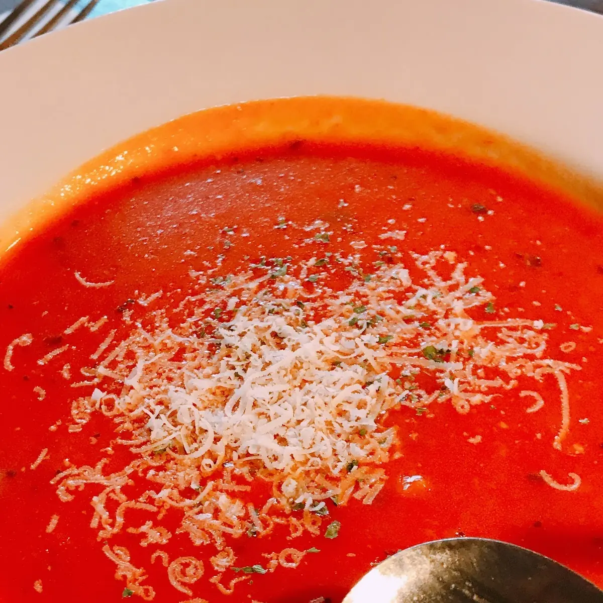 Roasted Garlic Tomato Soup