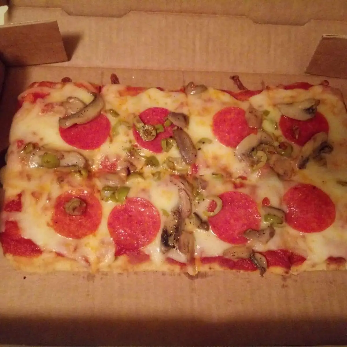 Flatbread Pizza with Pepperoni