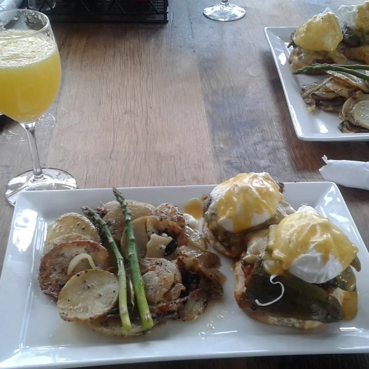 Bottomless Mimosas