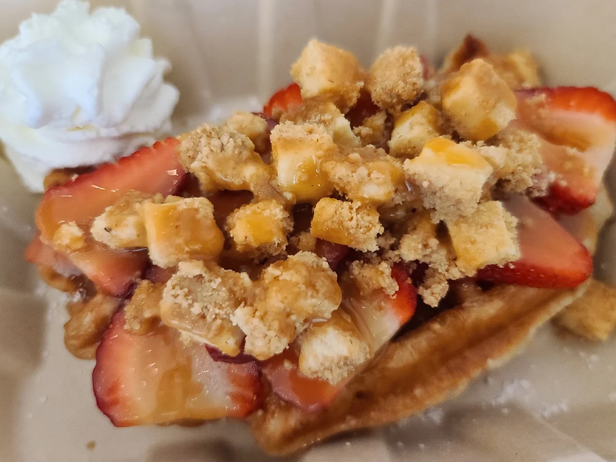 Strawberry Cheesecake Croffle