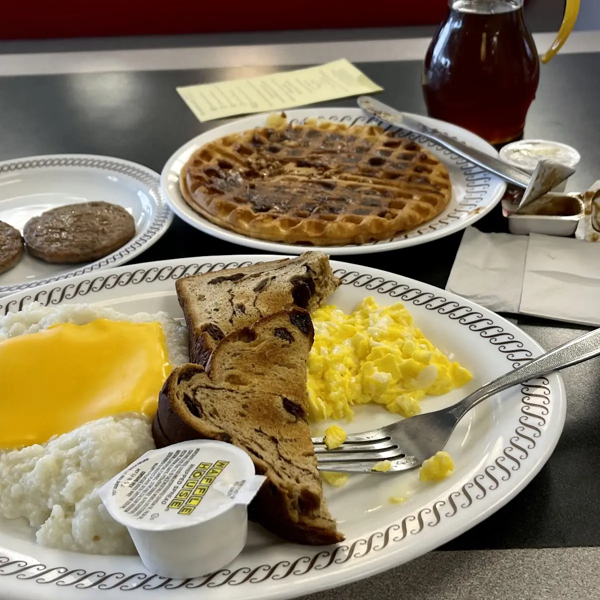 Scrambled Eggs Grits