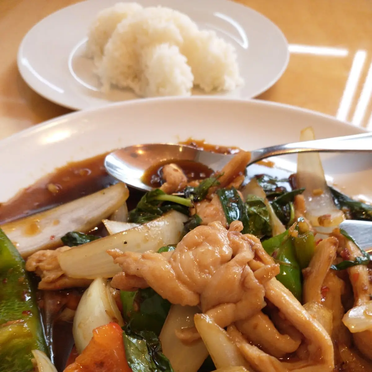 Pad Prik Kra Paw