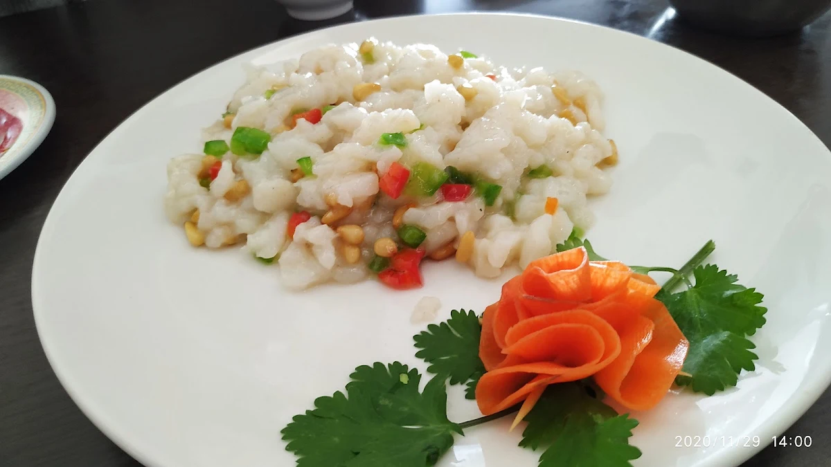 Frish Granules with Pine Nuts, Tian Xin Place
