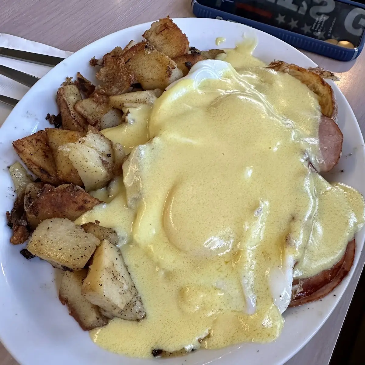 Eggs Benedict