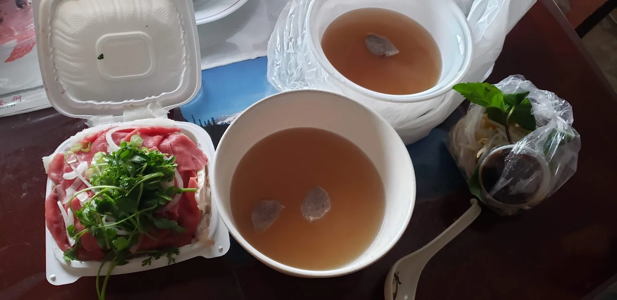 House Special Beef Noodle Soup - Pho DAC Biet, Un Pho Get a Bowl