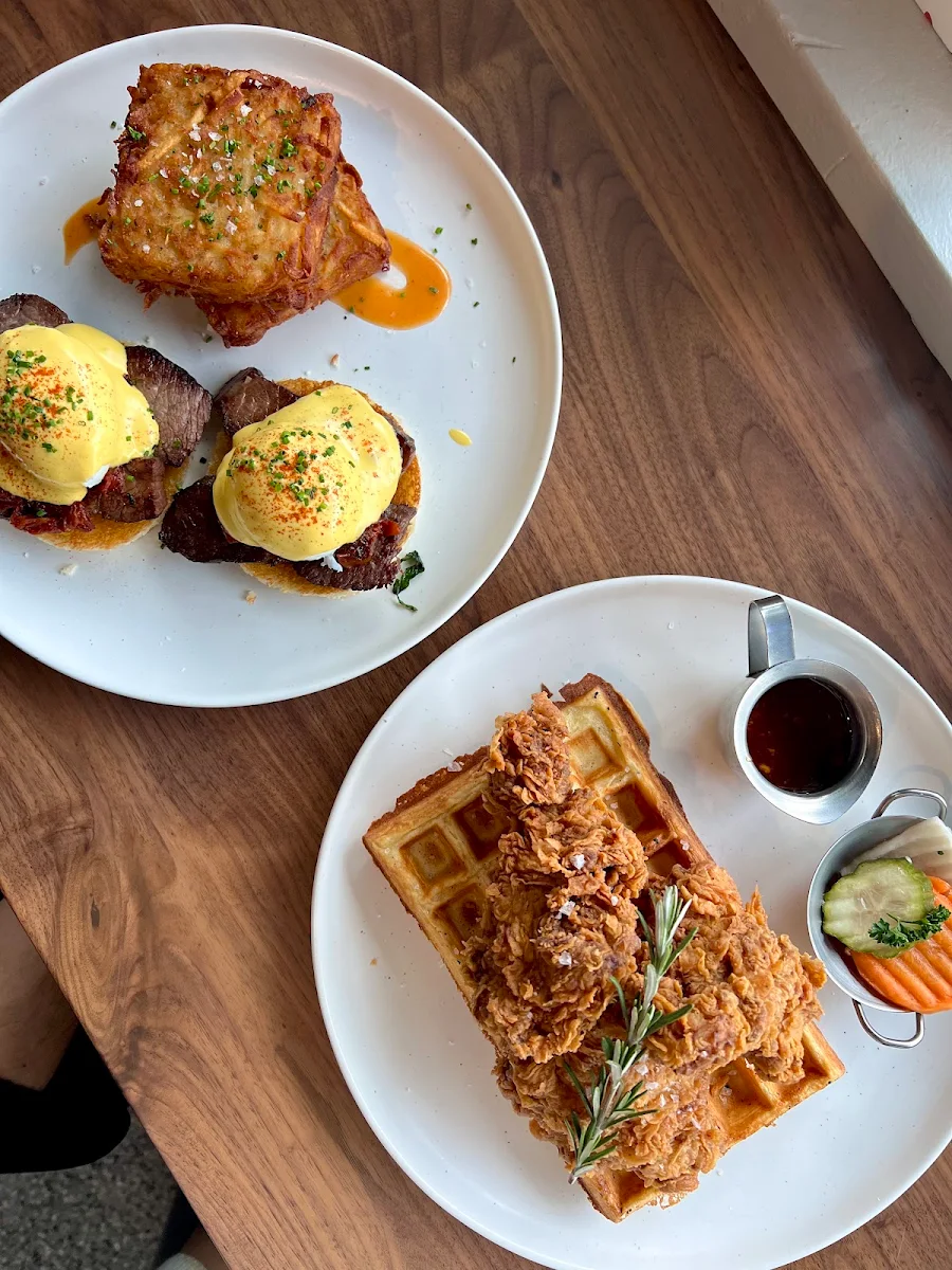 Chicken & Waffles - KFCW