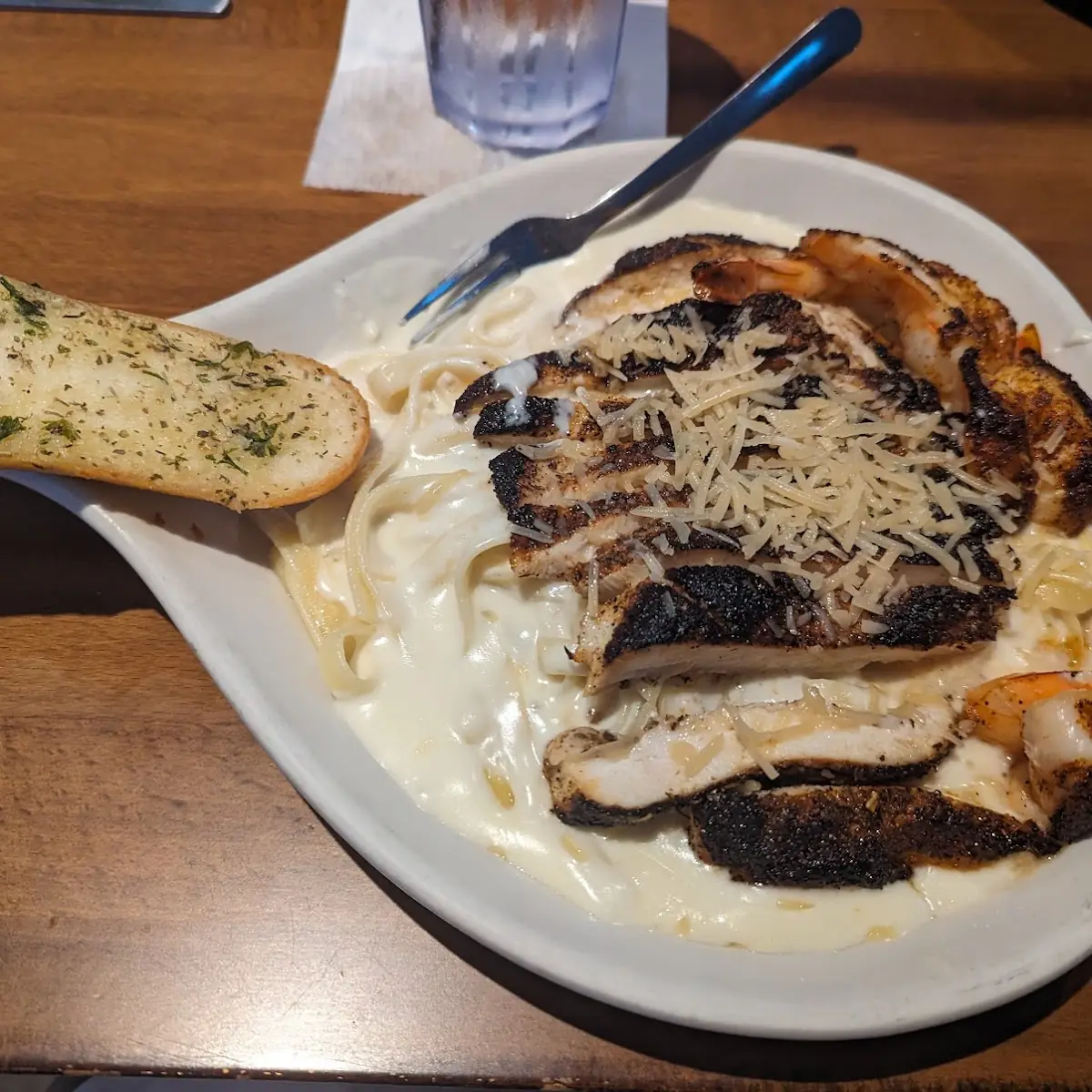 Chicken and Shrimp Alfredo