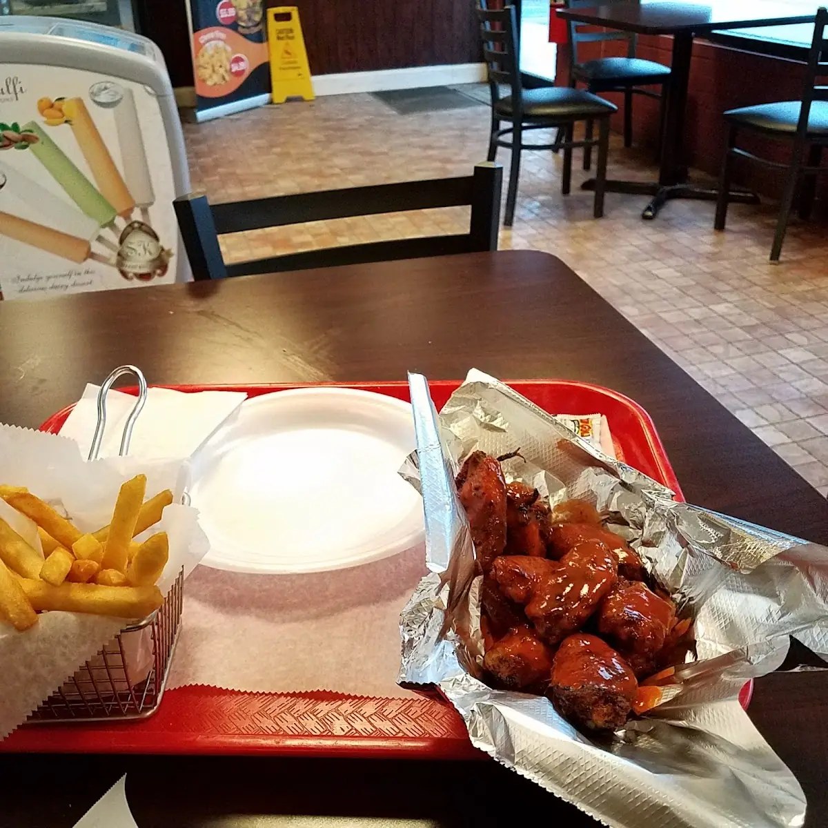Buffalo Wings with Fries