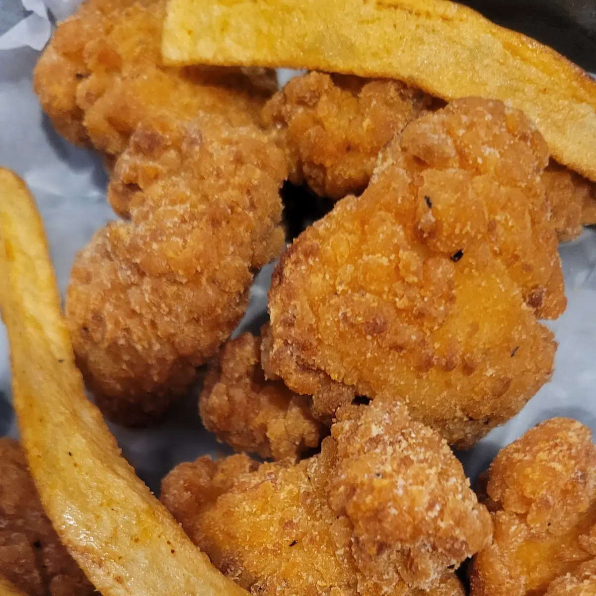 10 Chicken Nuggets with Fries