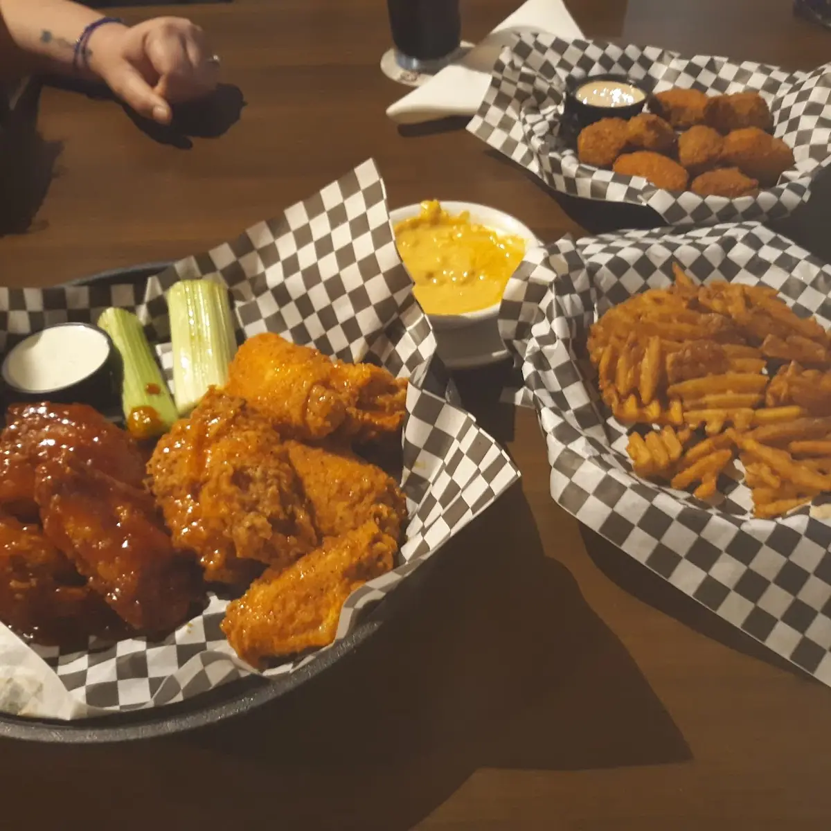 Hot Wings and Asian Zing Wings