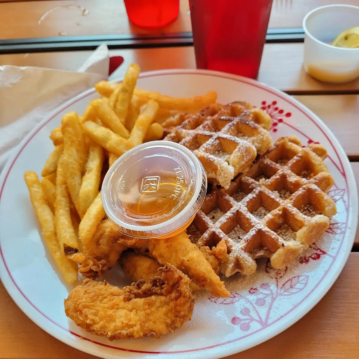 Kids - Chicken & Waffle
