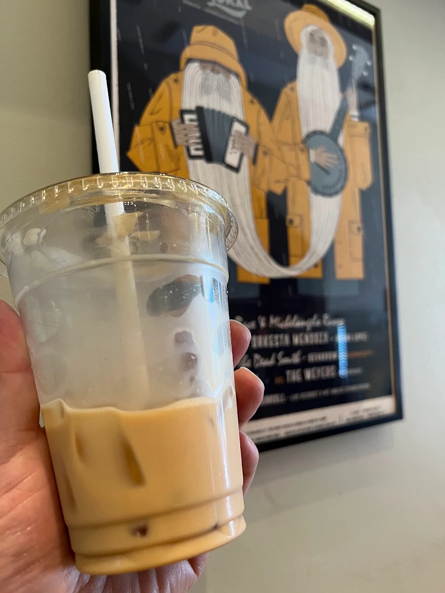 Iced Vanilla Latte