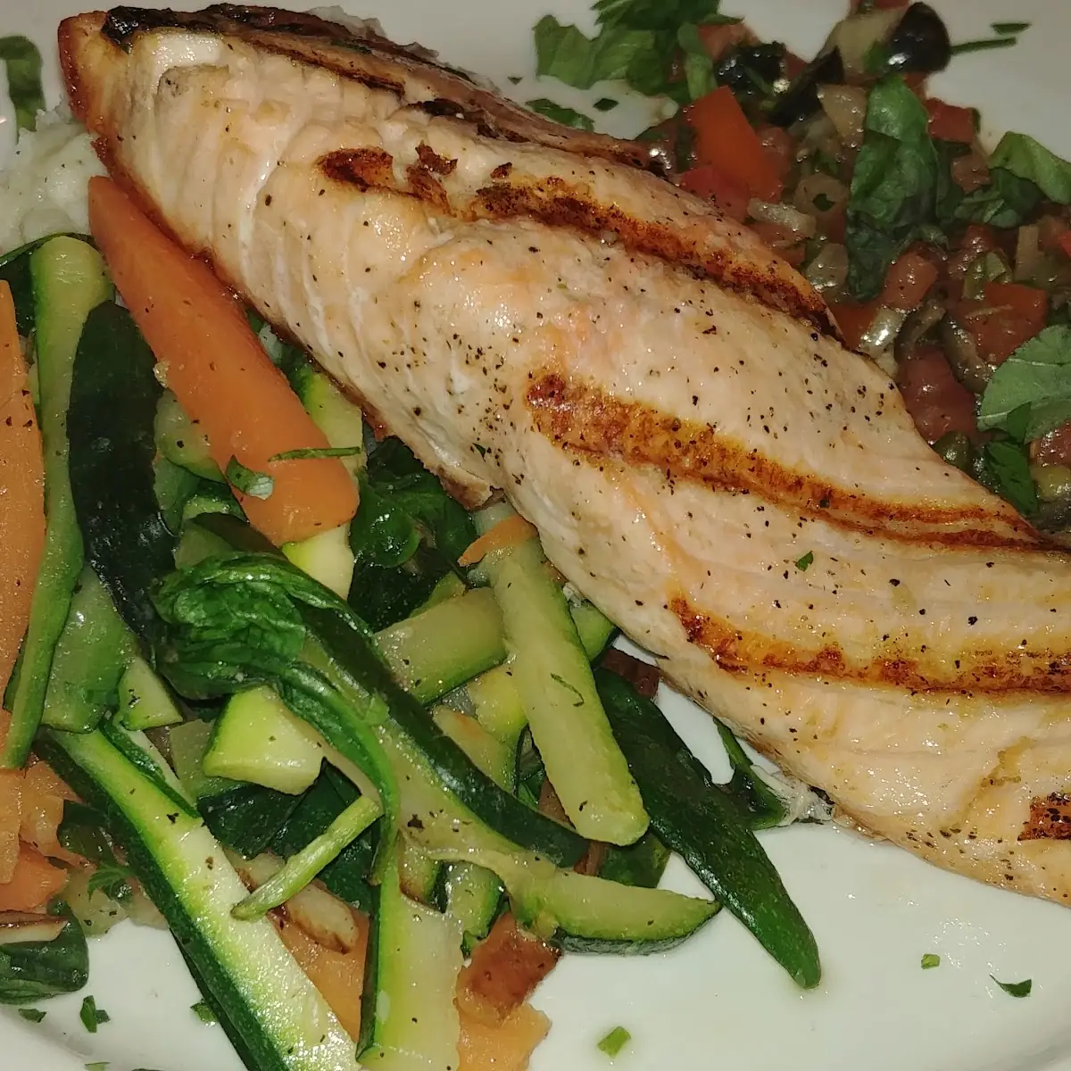 Grilled Salmon Filet