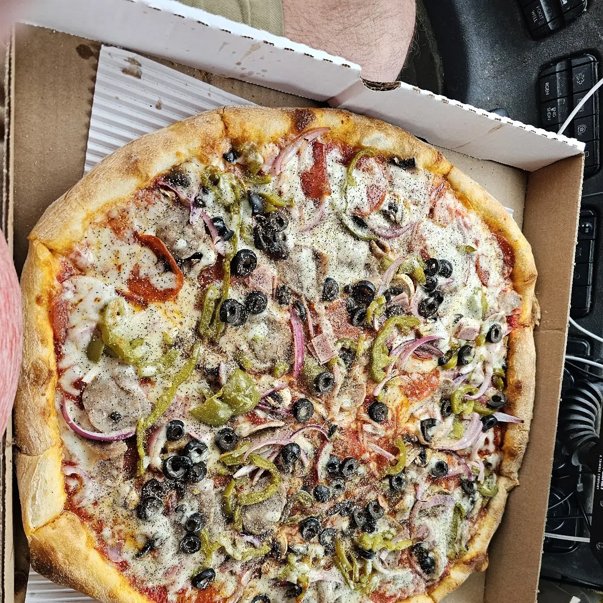 Large Supreme Pizza