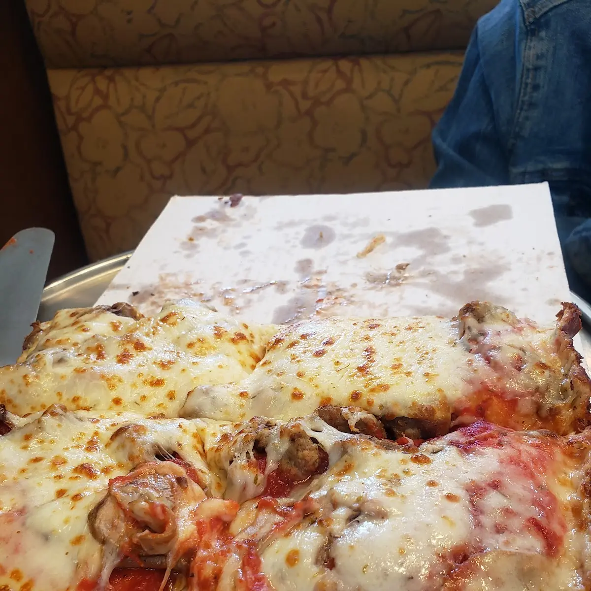 12 Pizza