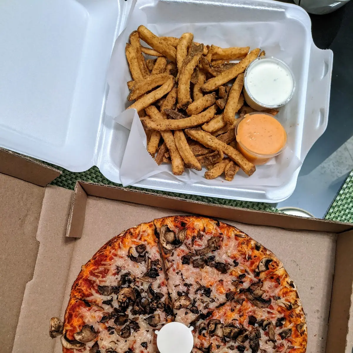 Small Mushroom Pizza with Mushrooms