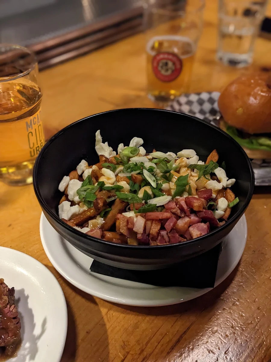 Breakfast Poutine