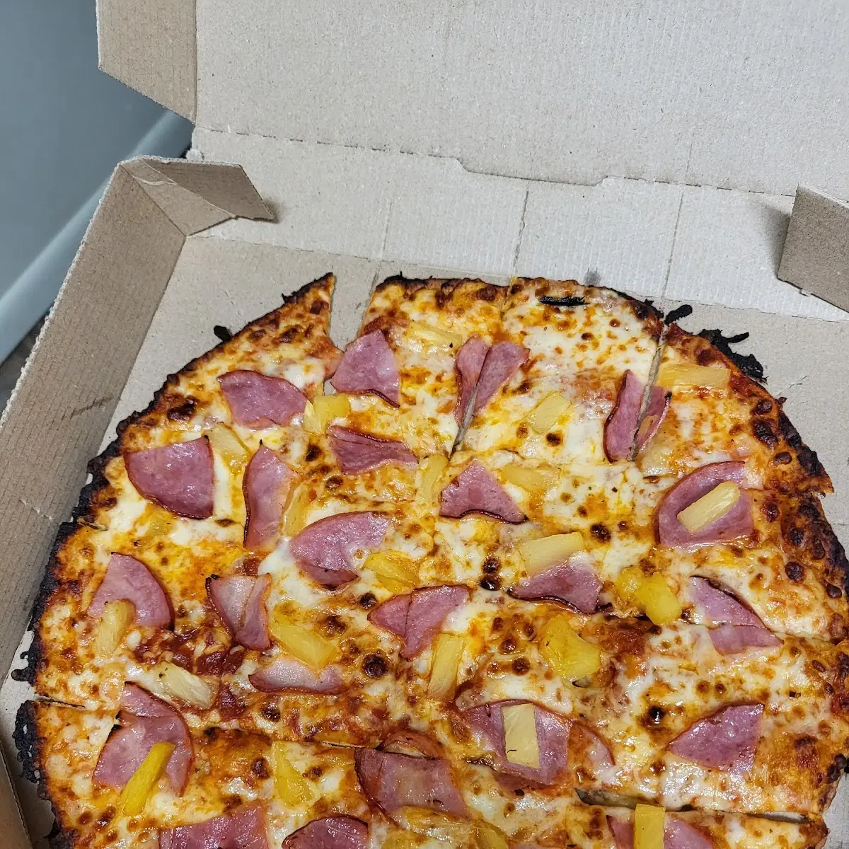 Hawaiian Pizza