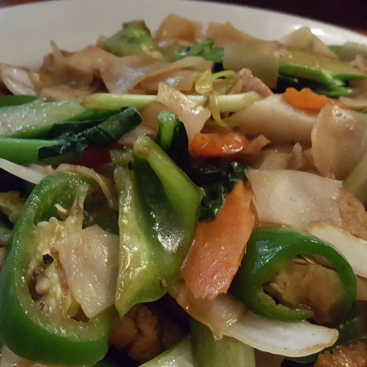 Soft Pan Fried Noodles and Mixed Meat