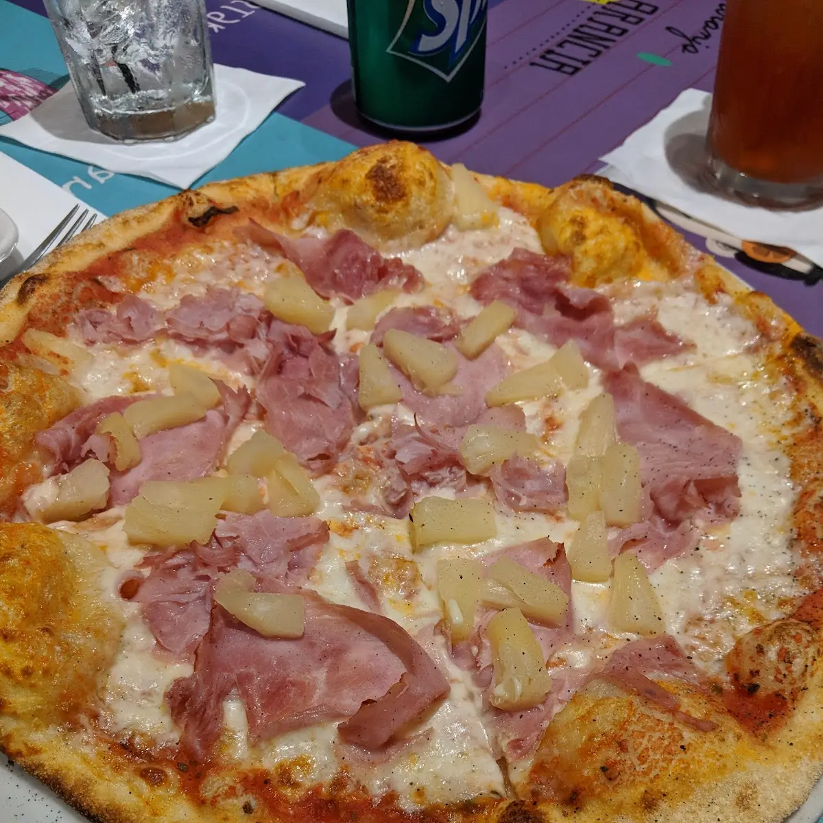 Hawaiian Pizza