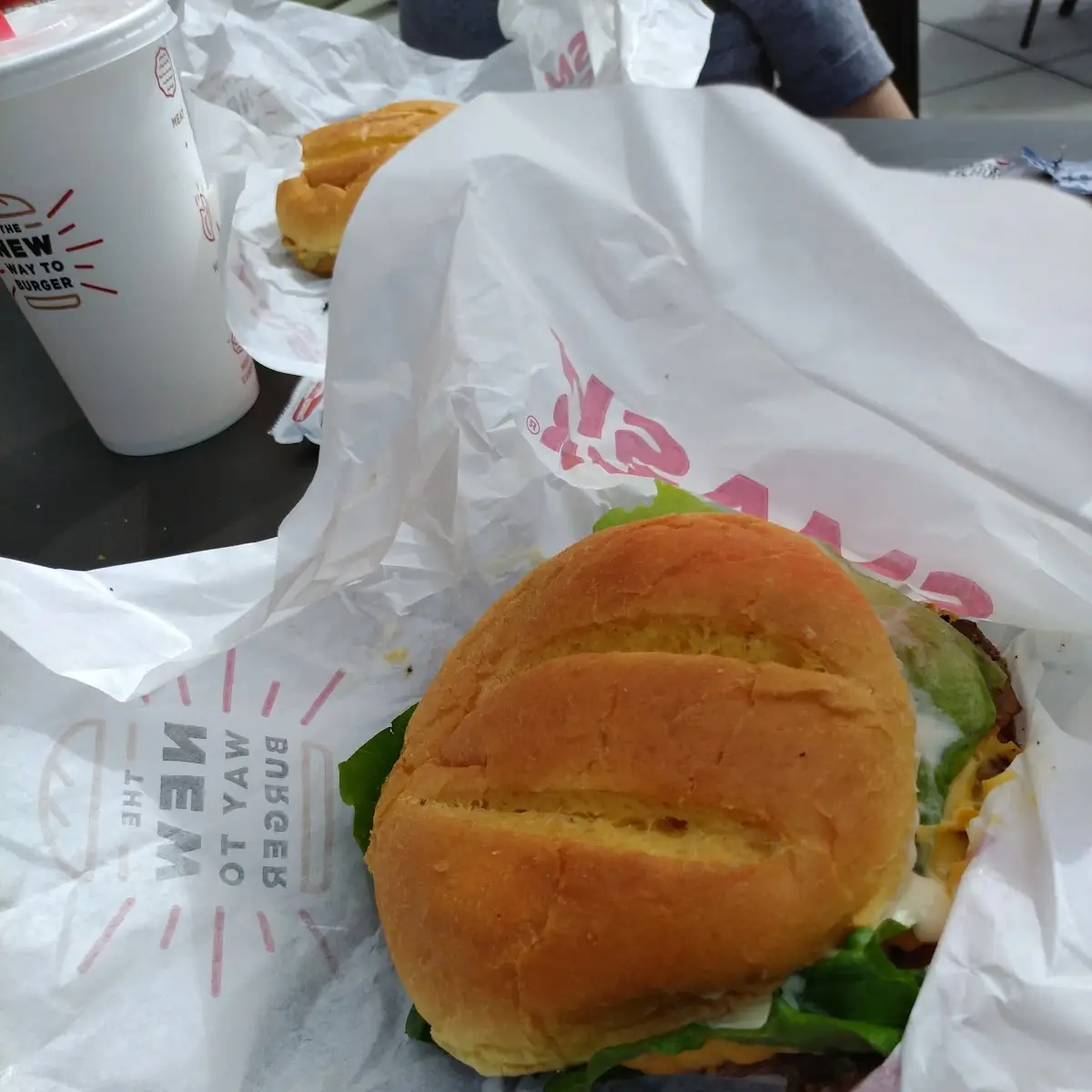 Hamburger with Cheese and Bacon Burger