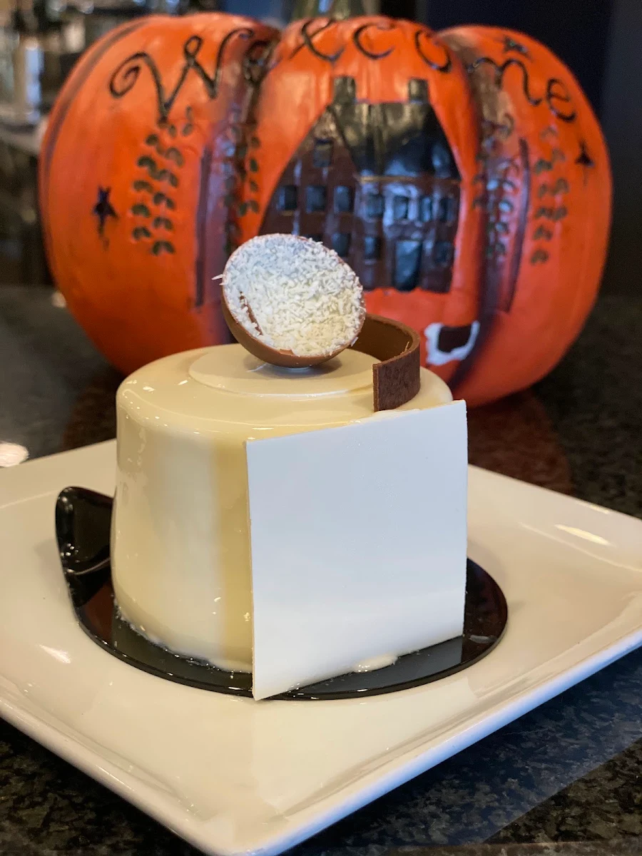 Tiramisu Cake