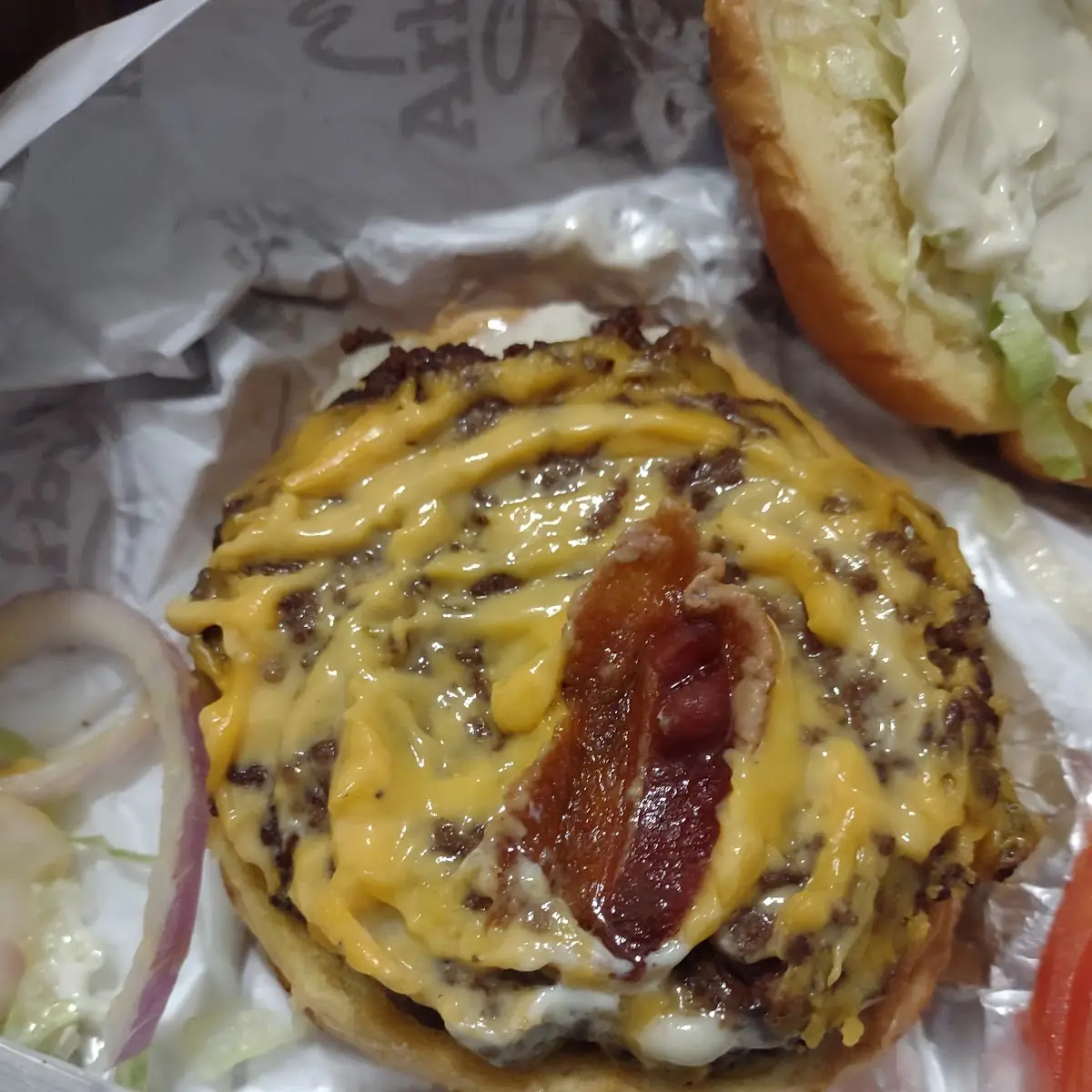 Bacon Cheeseburger Deluxe Burger