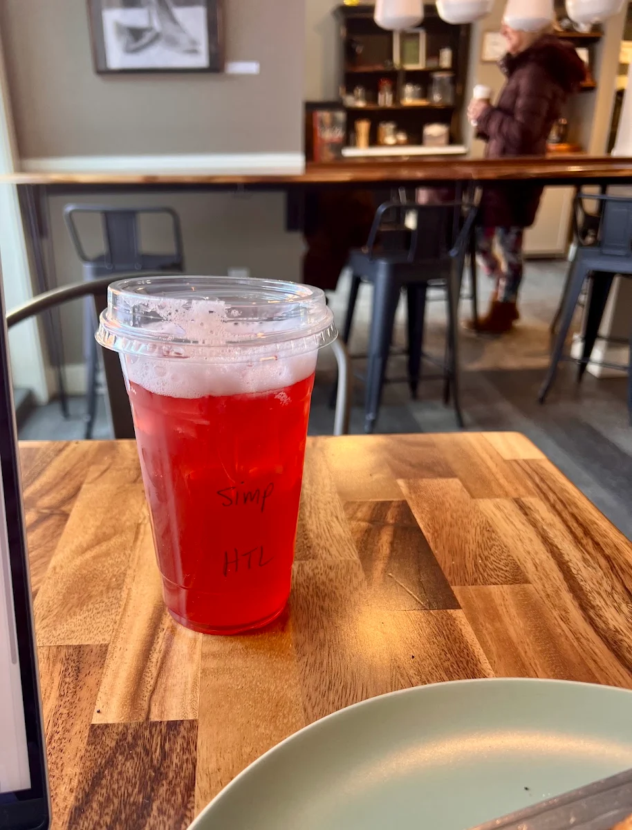 Hibiscus Tea Lemonade