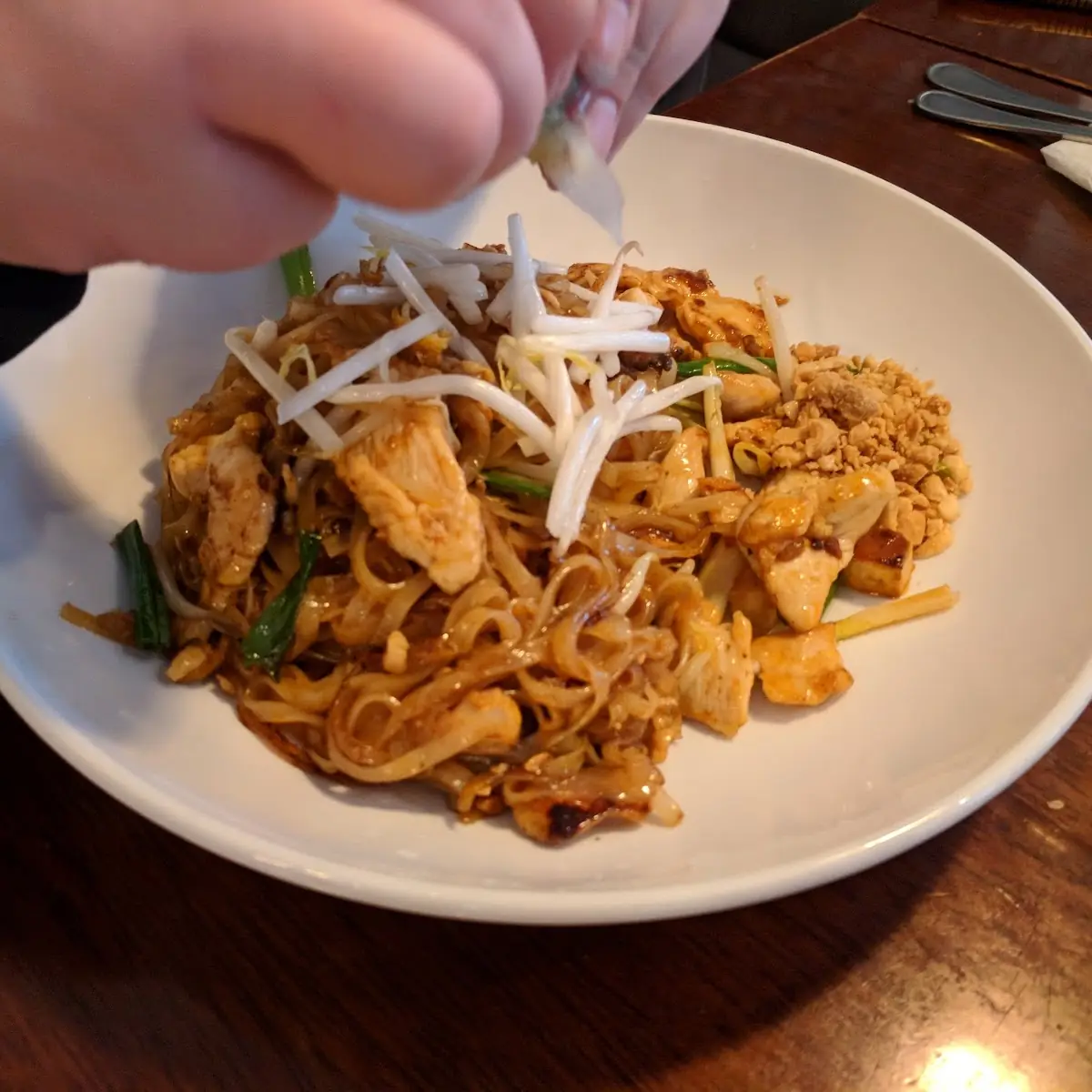 Chicken Pad Thai w Shrimp