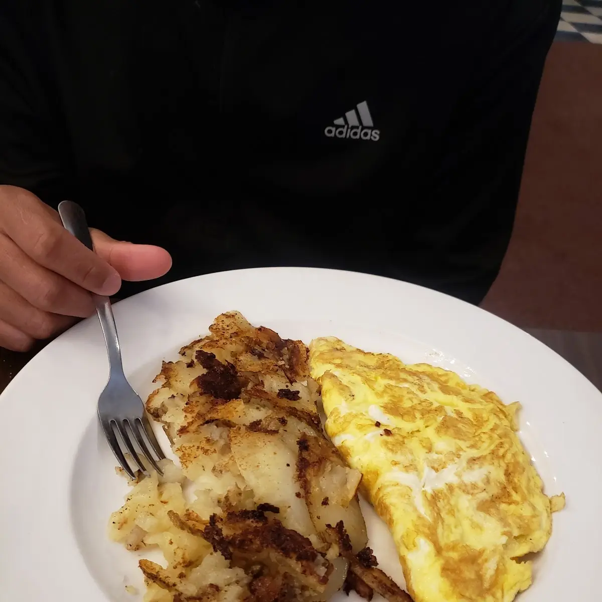 Hash Browns with Cheese Omelette