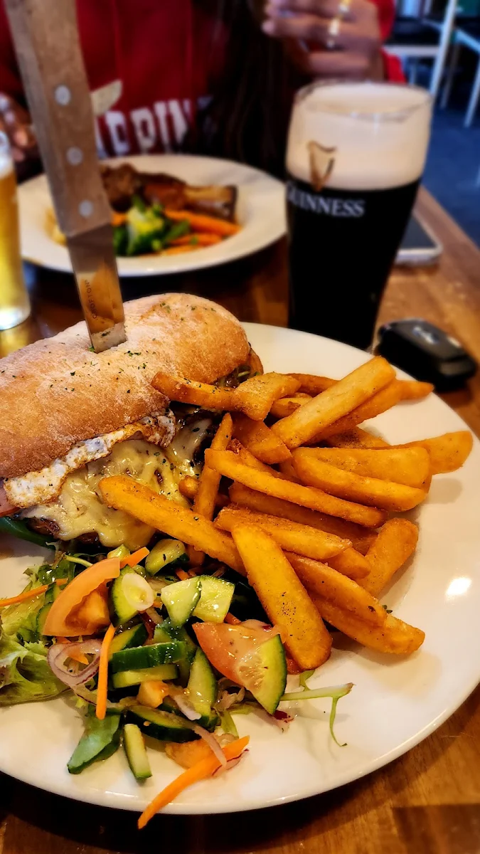 Steak Sandiwich, MacNamara's Irish Pub
