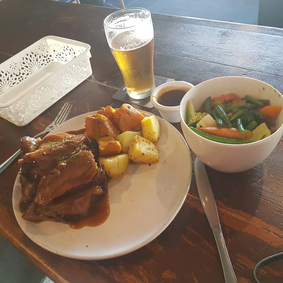 Sunday Roast, MacNamara's Irish Pub