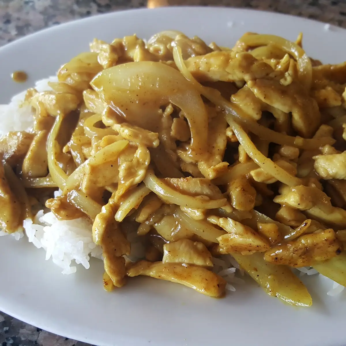 Curry Chicken over White Rice