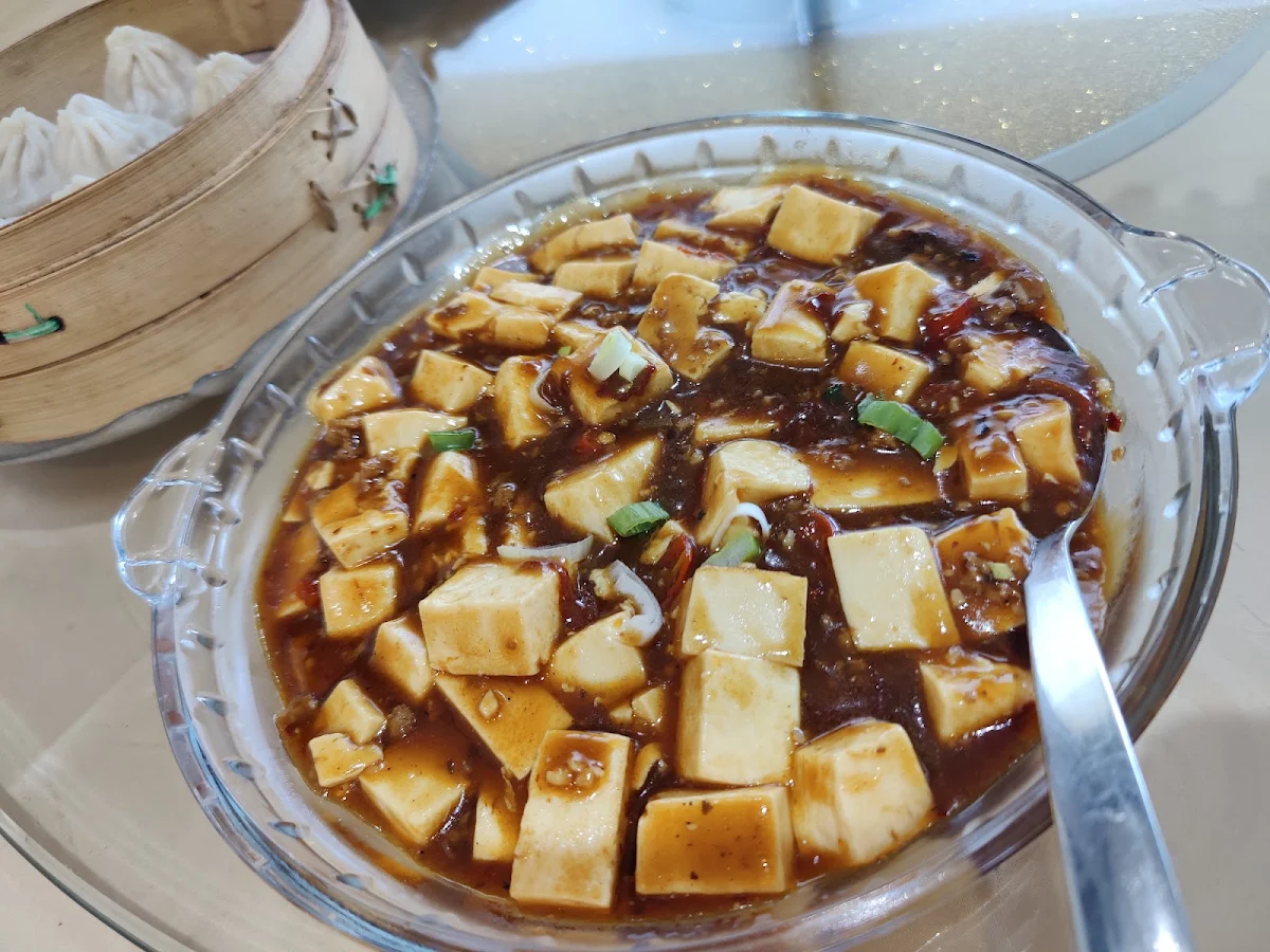 E21 Sweet and Sour Pork Tenderloin with Lychee Sauce