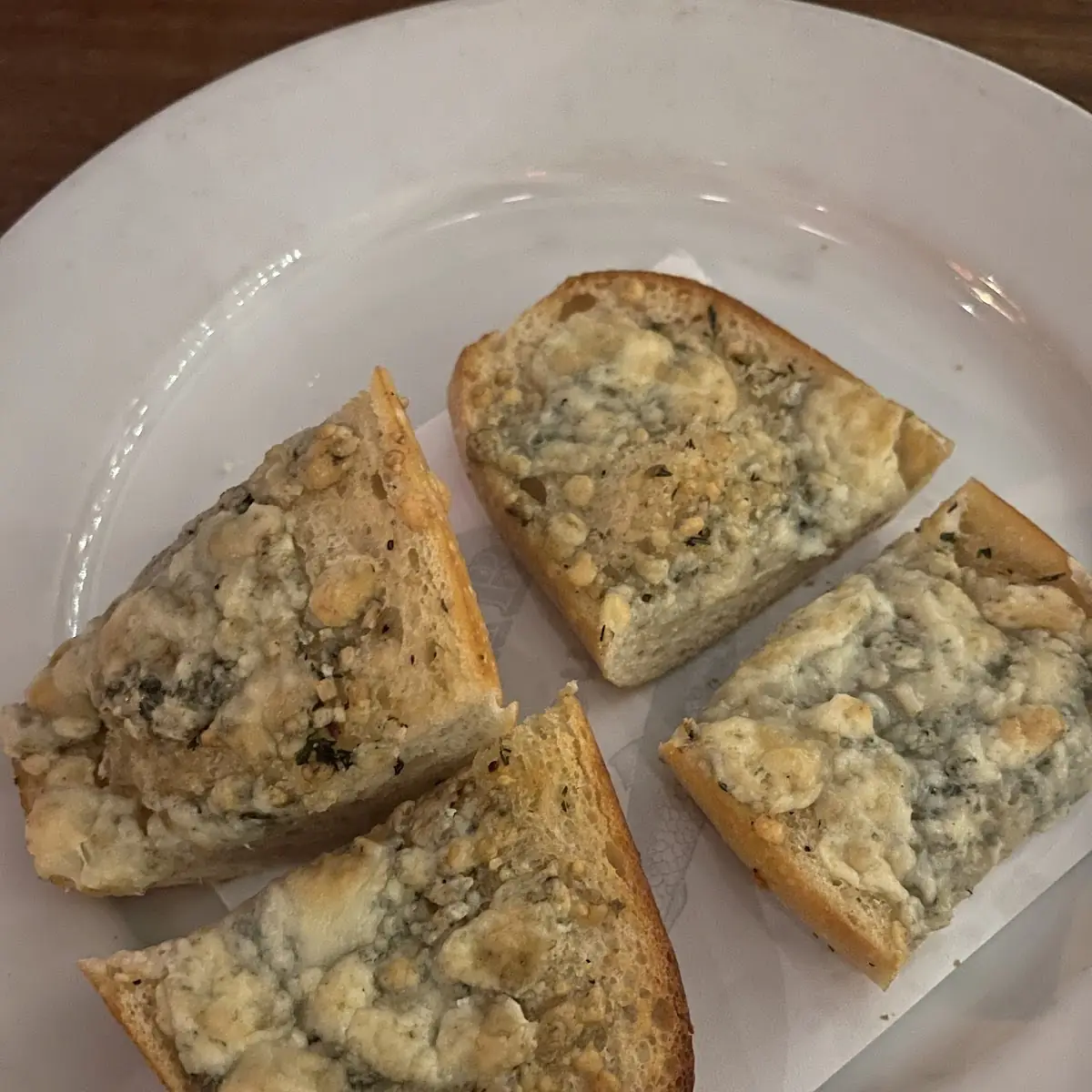 Blue Cheese Garlic Bread