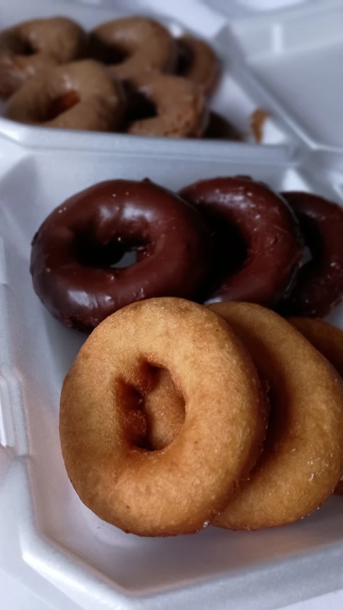 Plain Donut & Chocolate Frosted Donut
