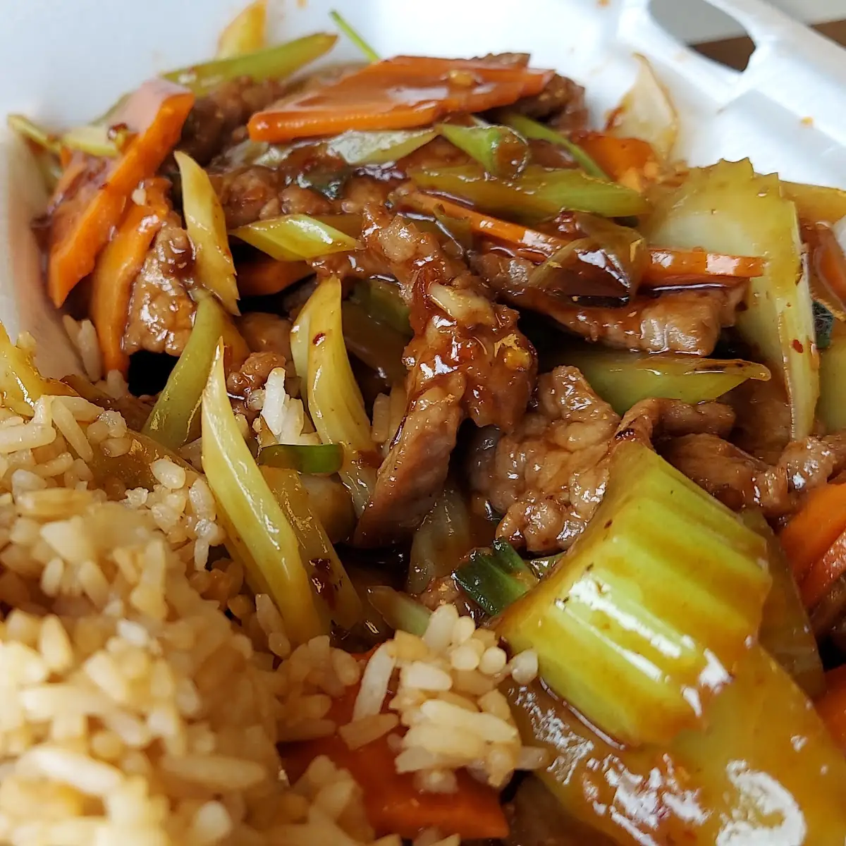Triple Delight in Garlic Sauce