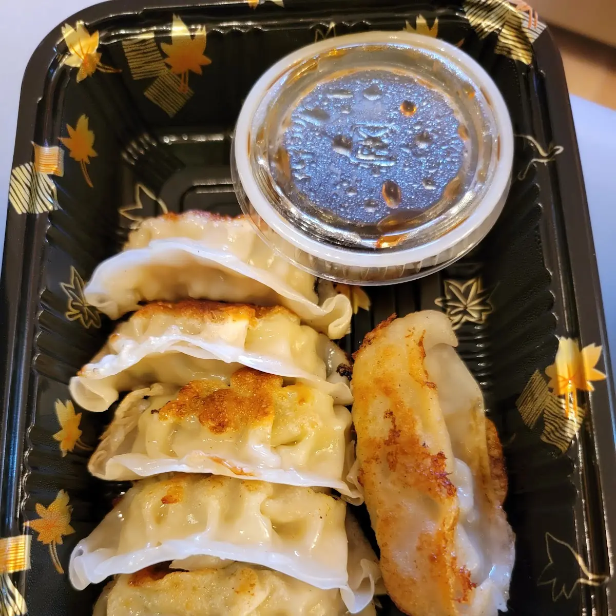 Vegetable Gyoza (6 pcs)