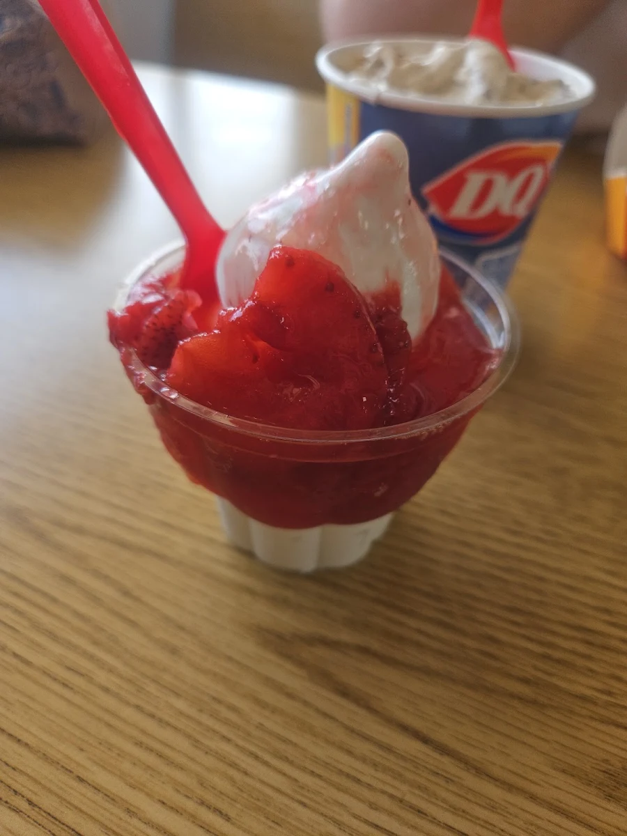 Strawberry Sundae