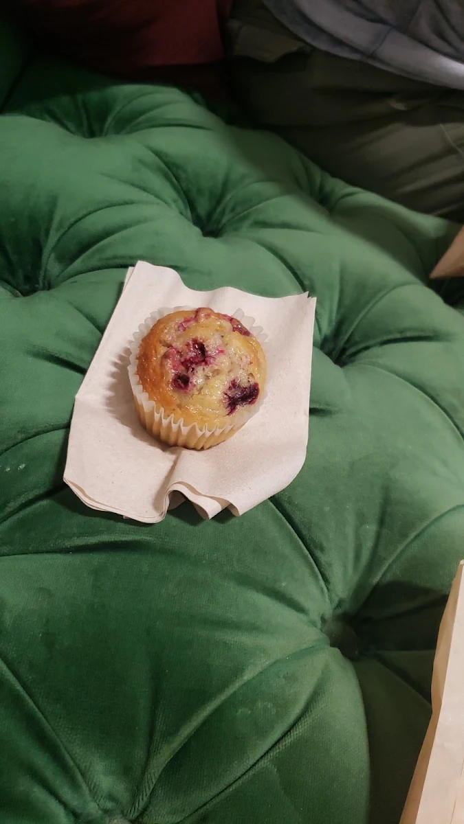 Cranberry Muffin