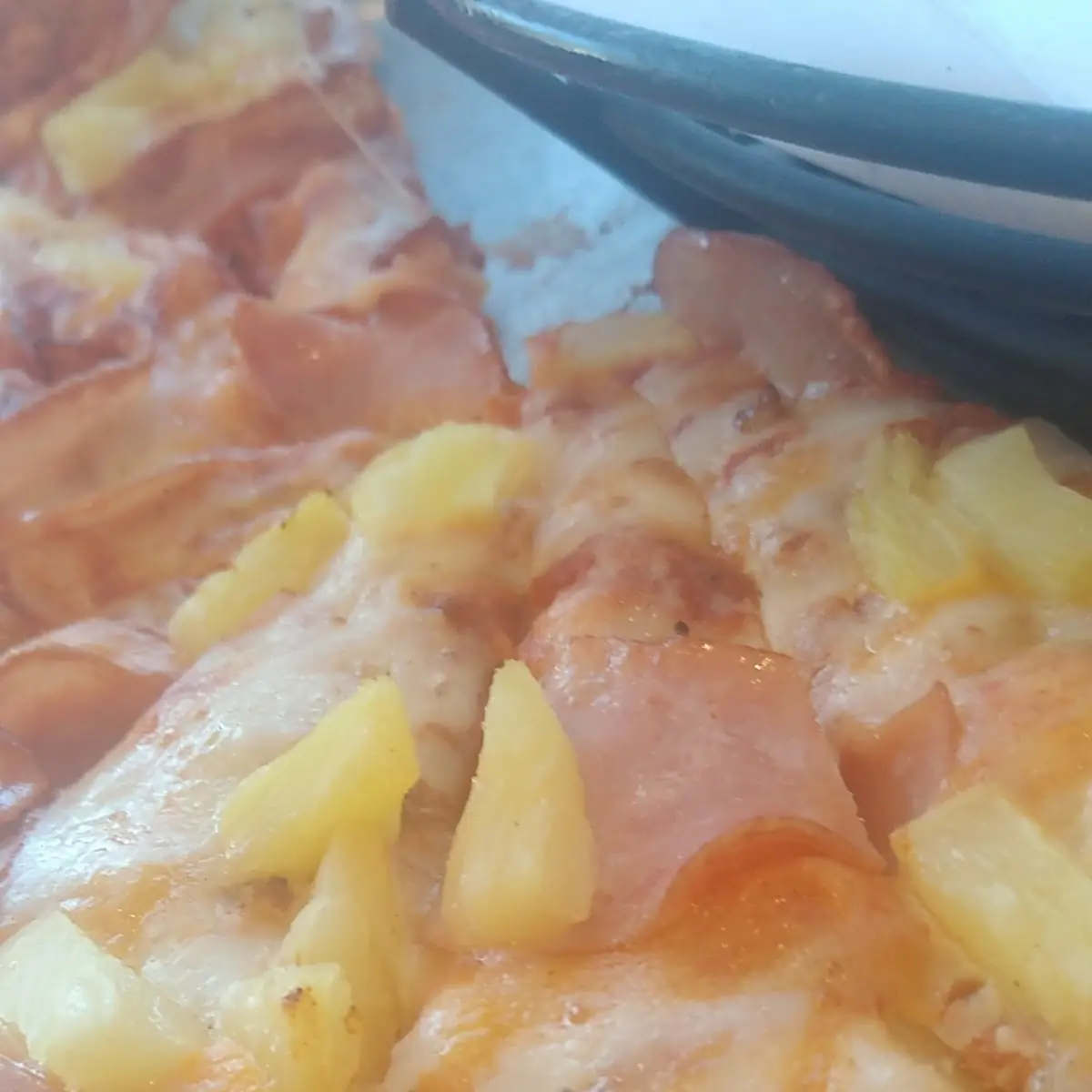 Hawaiian Pizza