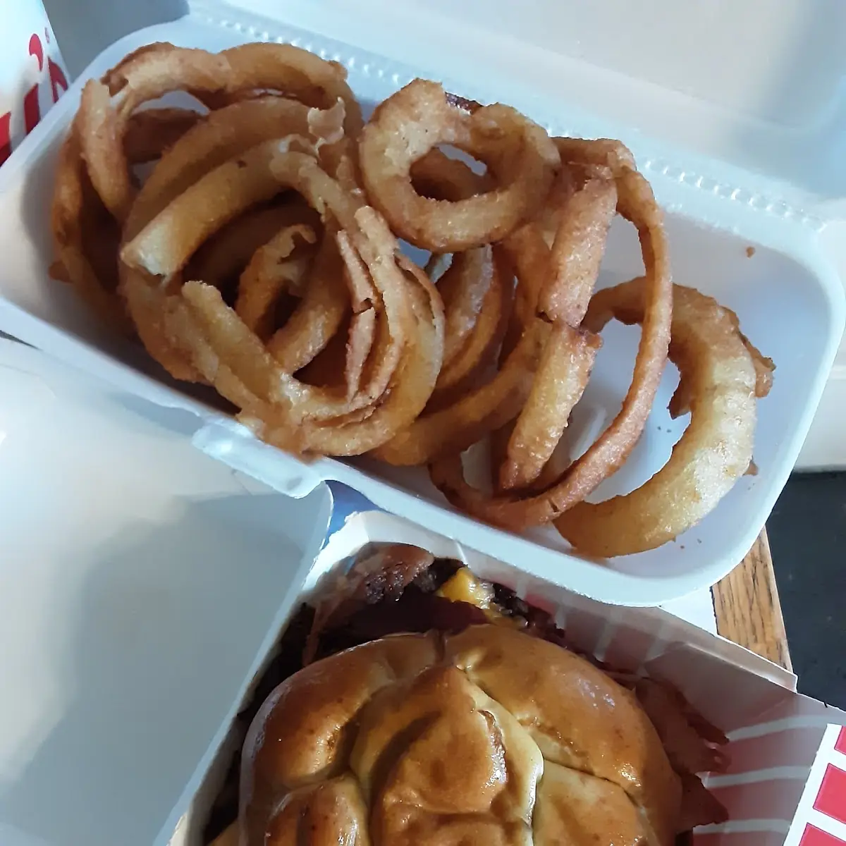 Pretzel Bacon BBQ Steakburger