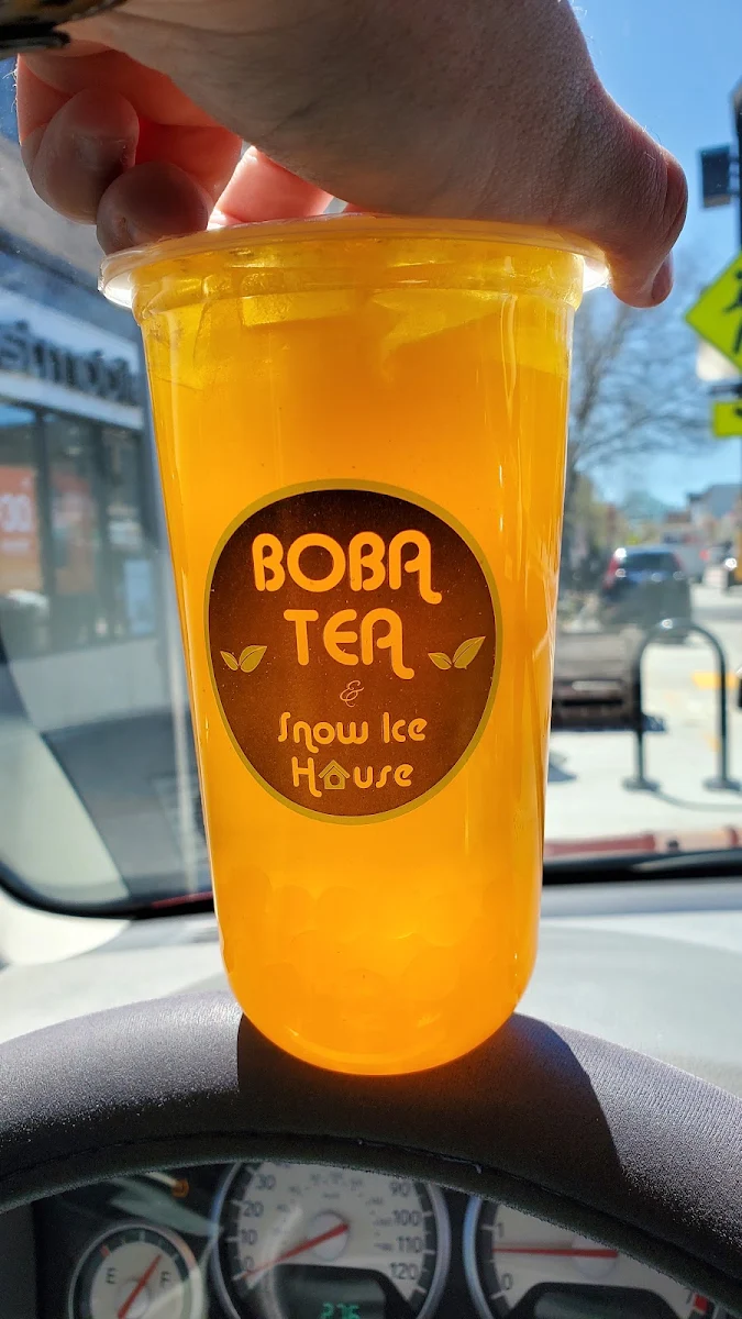 Passion Fruit Green Tea with Mango Popping
