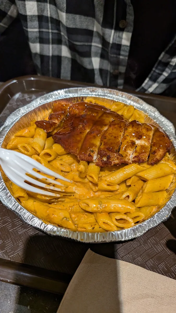 Hot Honey Chicken Pasta