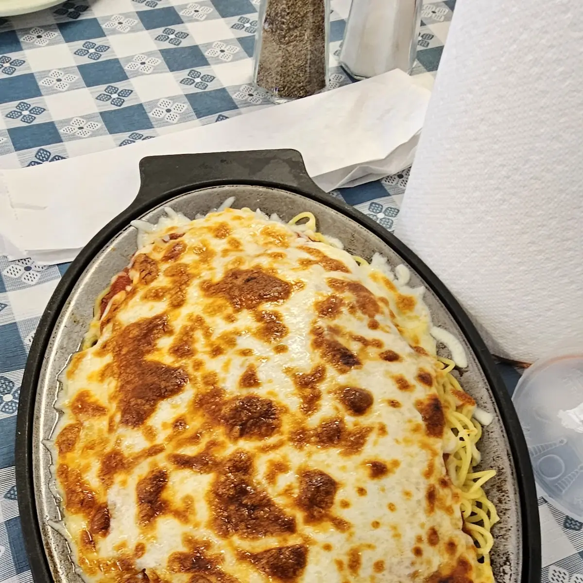 Spaghetti with Mozzarella Cheese